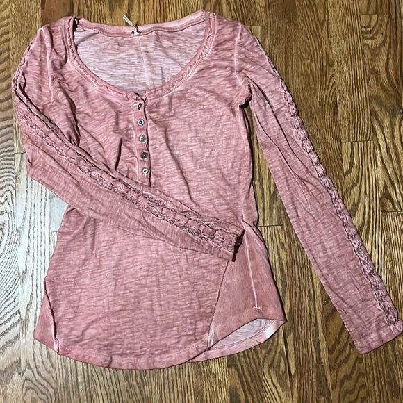 Free People Tops - Free People Long Sleeve Top - Size M